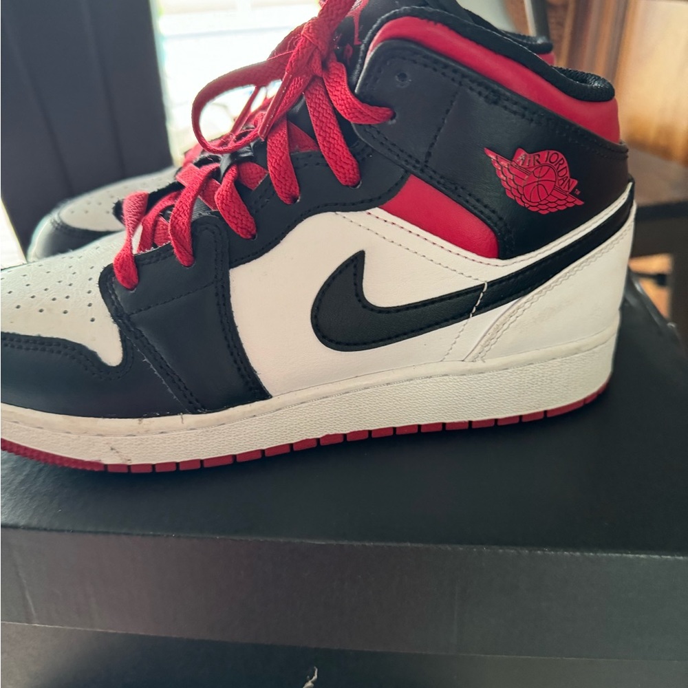 Kids Nike Tennis Shoes